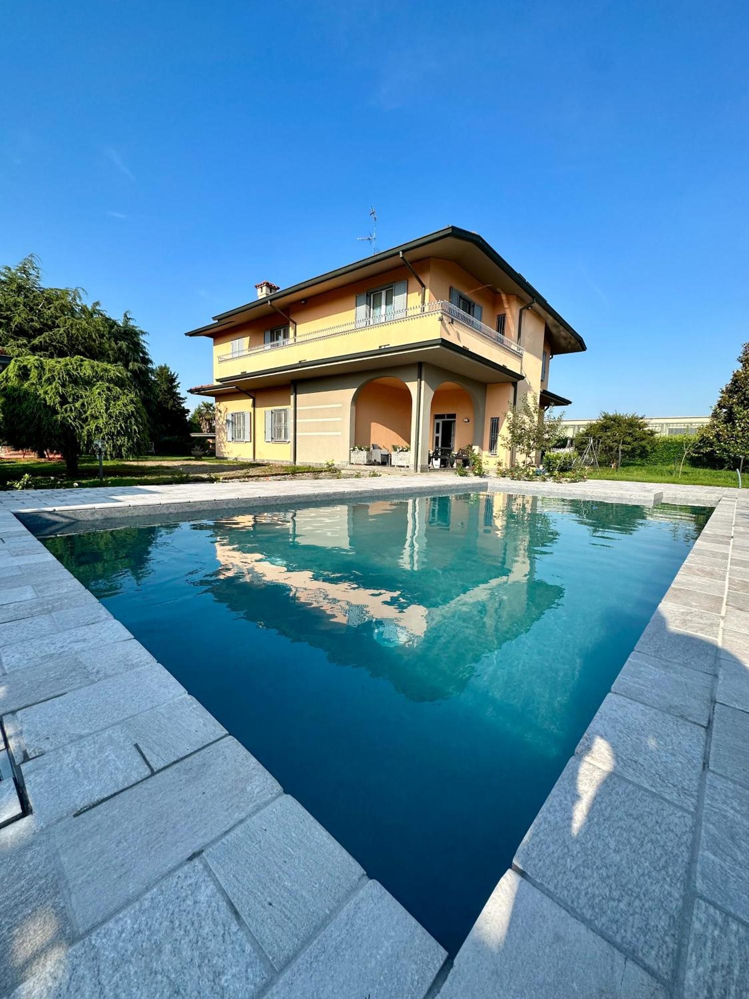 Villa 2 Cassano D'adda Exterior photo